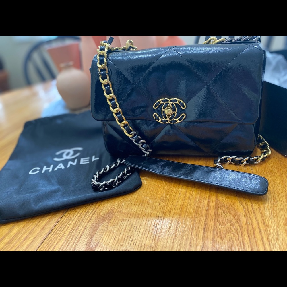 Quilted Shoulder Bag